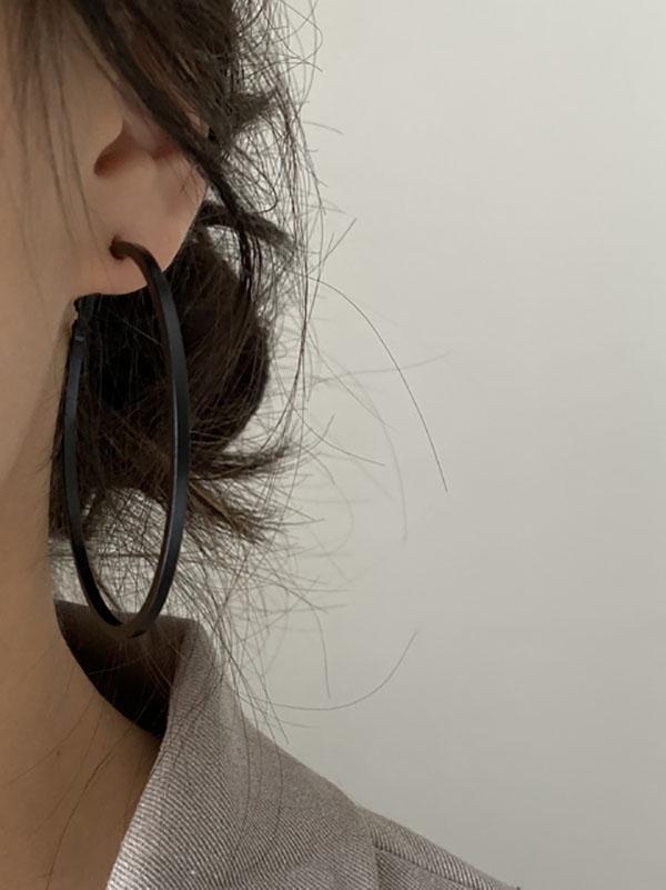 xakxx Original Solid Large Circle Earrings