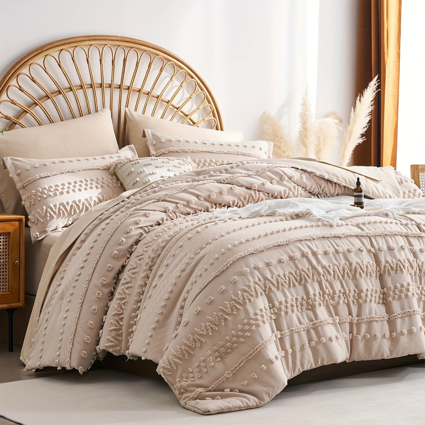 7-Piece Luxurious Tufted Boho Chic Comforter Set - Soft, Lightweight, Microfiber Bedding with Hypoallergenic Filling for Queen and King Size Beds - Perfect for All Seasons, Easy Care, and Breathable
