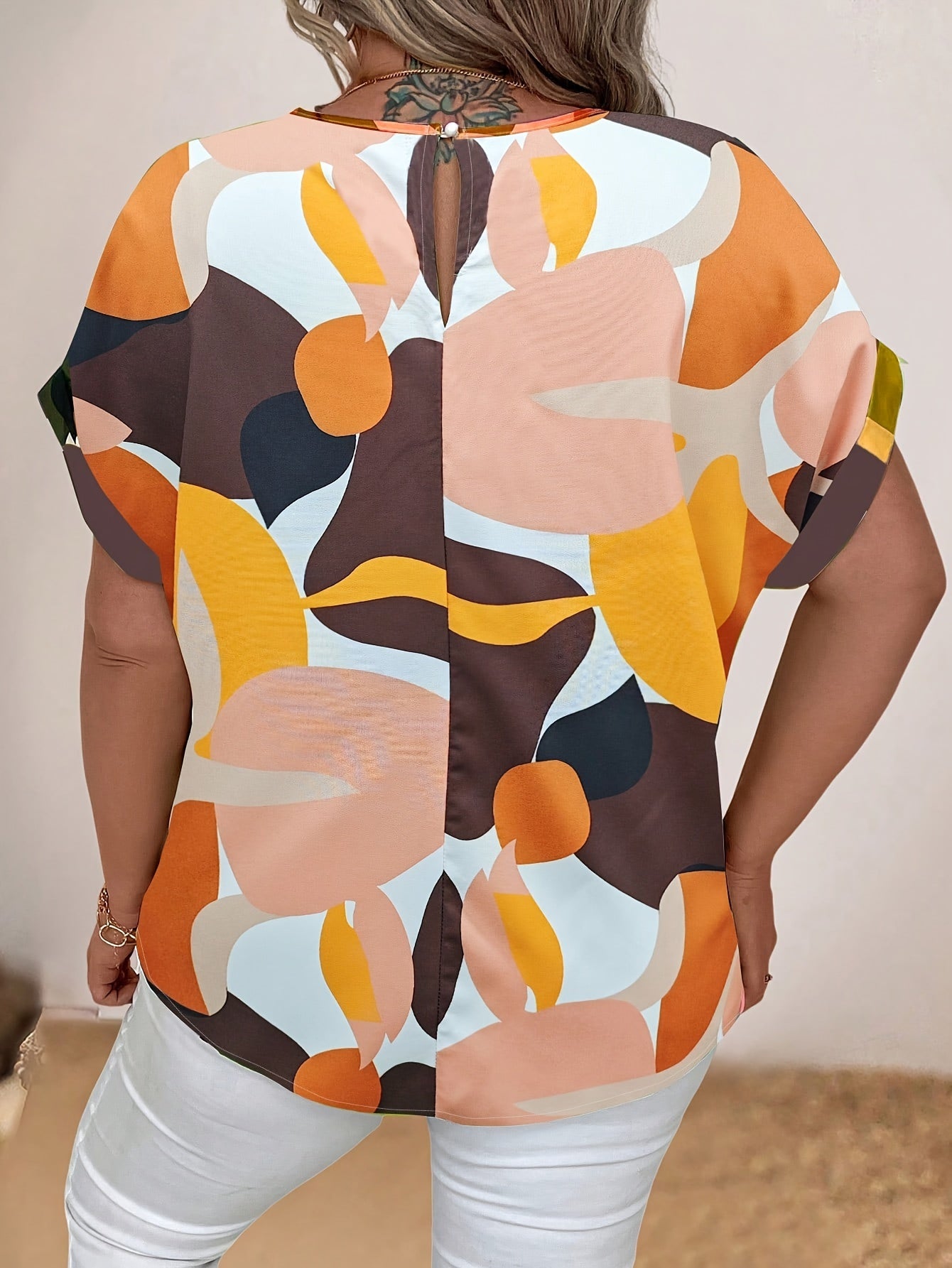 Plus Size Color Block Print Vacation Blouse - Crew Neck, Non-Stretch Polyester, Random Print, Short Sleeve, Woven, Elegant and Comfortable for Spring and Summer - Womens Plus Size Clothing for Vacation and Daily Wear
