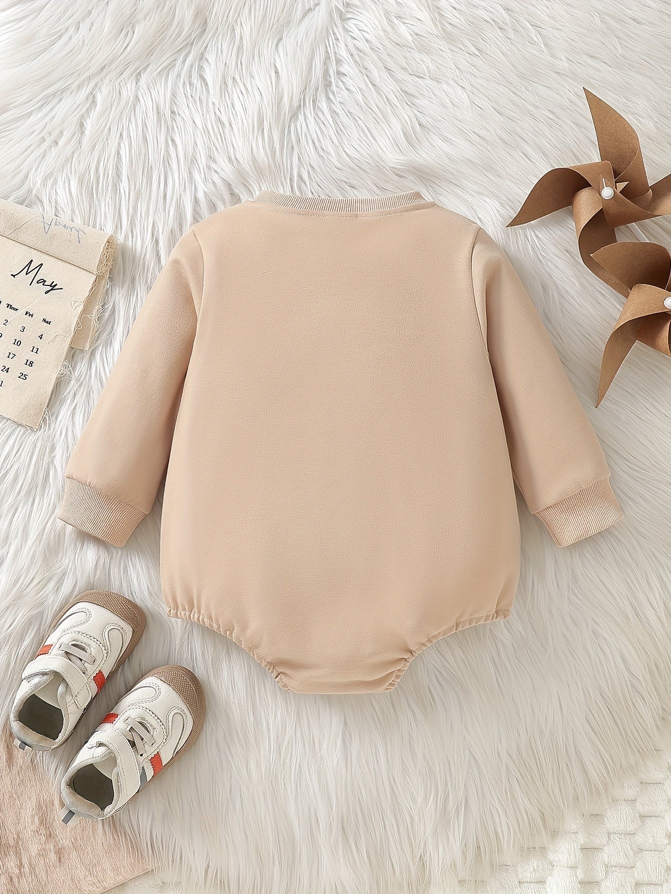 Christmas Gingerbread Man Embroidery Baby Bodysuit - Casual Crew Neck Long Sleeve Sweatshirt Onesie with Slight Stretch, 95% Polyester 5% Spandex Knit Fabric, All-Season Infant & Toddler Romper, For Outdoor