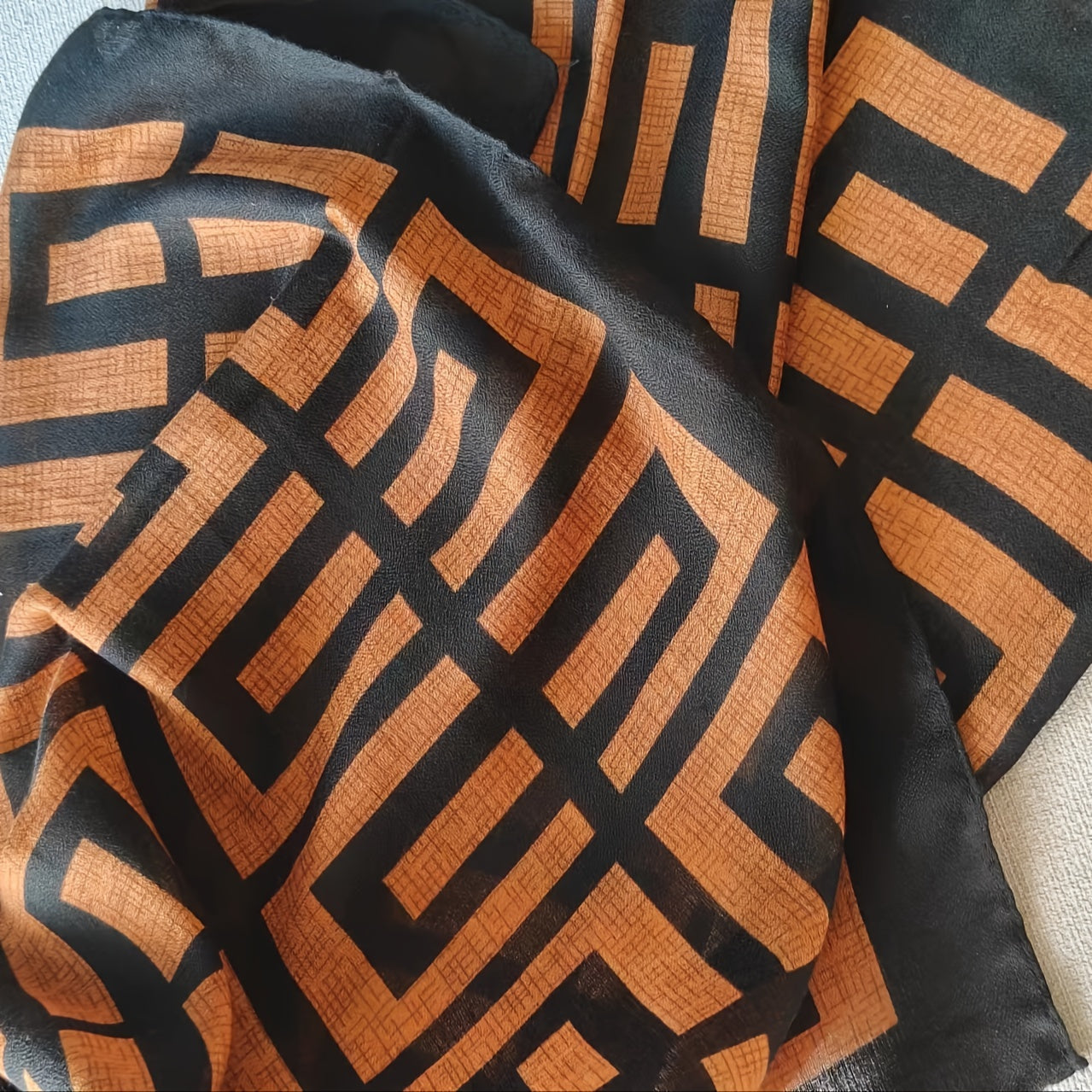 Premium Elegant Trendy Scarf, Summer UV Protection & Winter Warm Scarf, Silky Shawl - Multifunctional