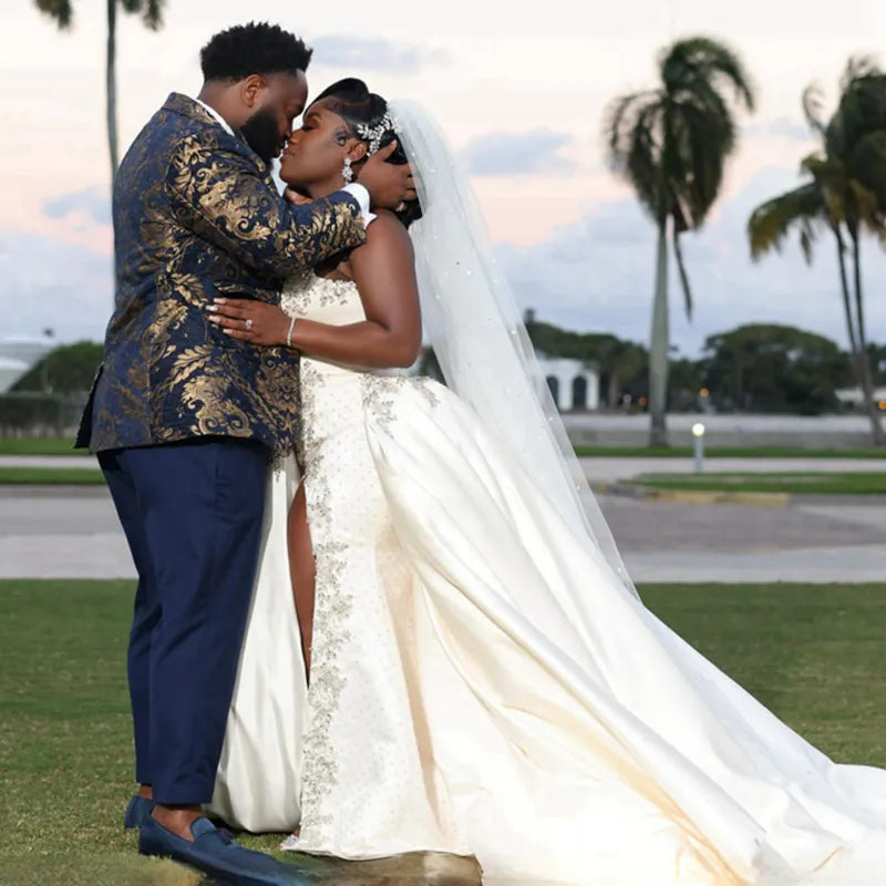African Nigeria Wedding Dress for Bride Plus Size Bridal Gowns One Shoulder Long Sleeves Side Split Marriage Dress Black Women Appliqued Lace Bridal Gowns D054