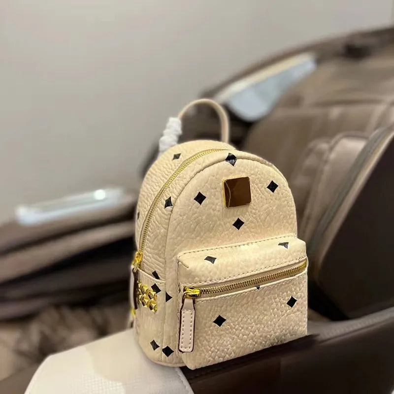 Kids Girl Backpacks Fashion Designer Small Schoolbags With Letters Children Mini Handbags Casual Portable Messenger Accessories Bag Kid Handbags 18cm/17cm