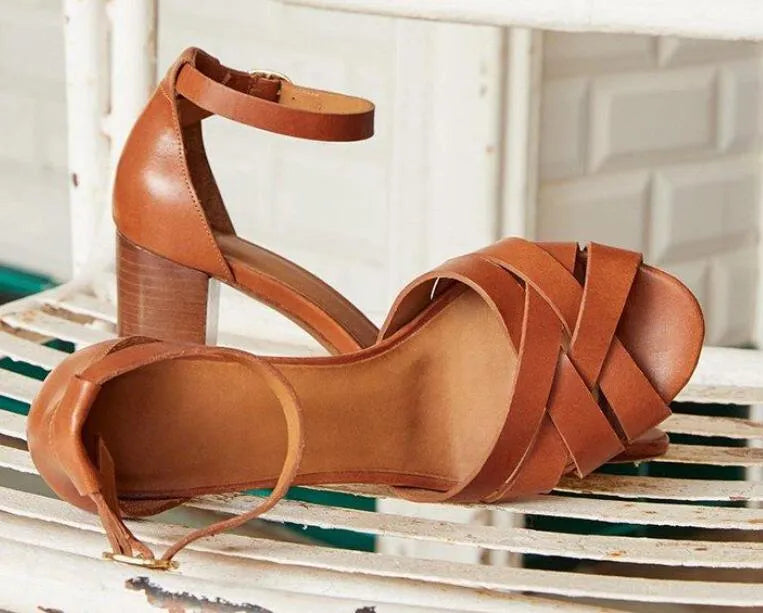 European and American style summer new products, foreign trade high heels, thick heels, buckle strap sandals, large size