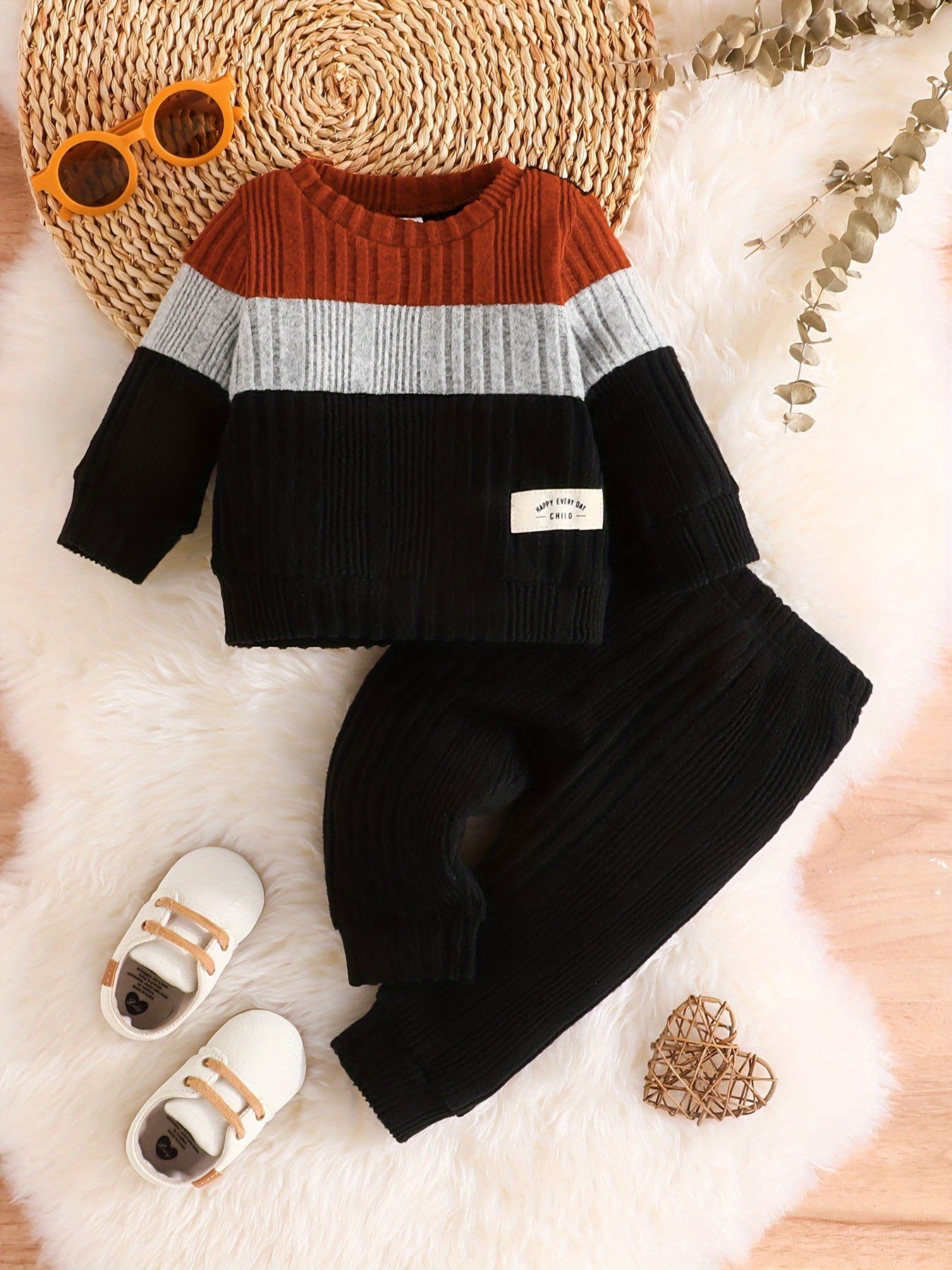 2pcs Adorable Baby Boy's Color Clash Outfit Set - Layette Sets - Soft Ribbed Sweatshirt and Pants Combo for Newborns, Perfect Gift for Baby Shower