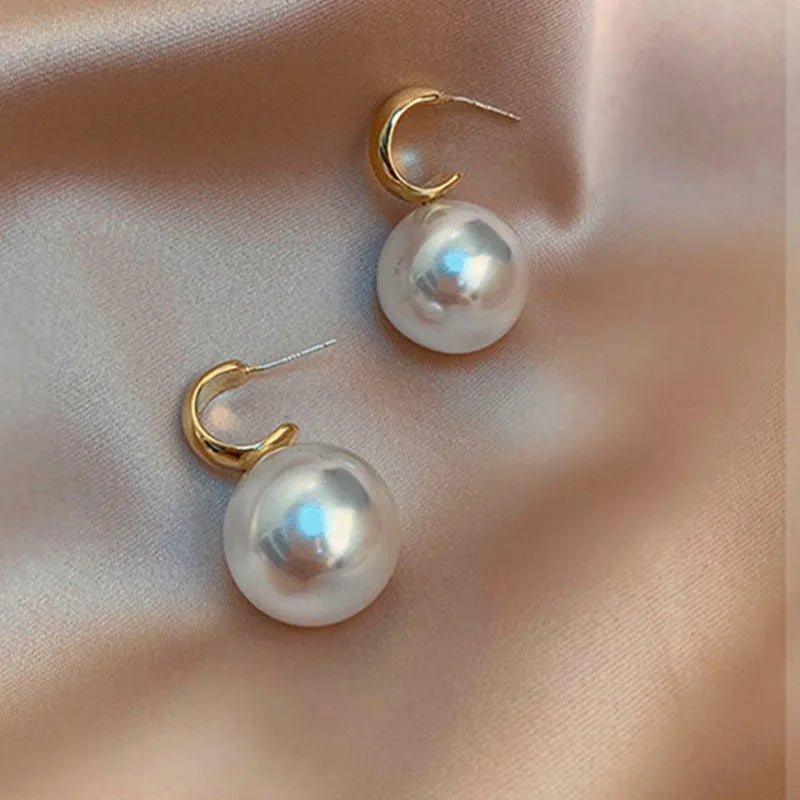 xakxx Korean Trendy Elegant Shiny Round White Red Champagne Pearl Hoop Drop Earrings Circle Ball Bead Pendant Dangle Women's Gift