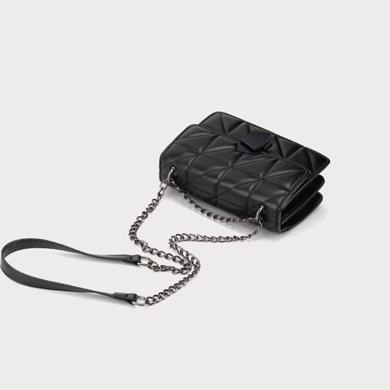 XAKXX 2025 Xiaoxiangfeng PU leather rhombus soft leather shoulder messenger bag 2023 spring and summer popular black fashion versatile small square bag