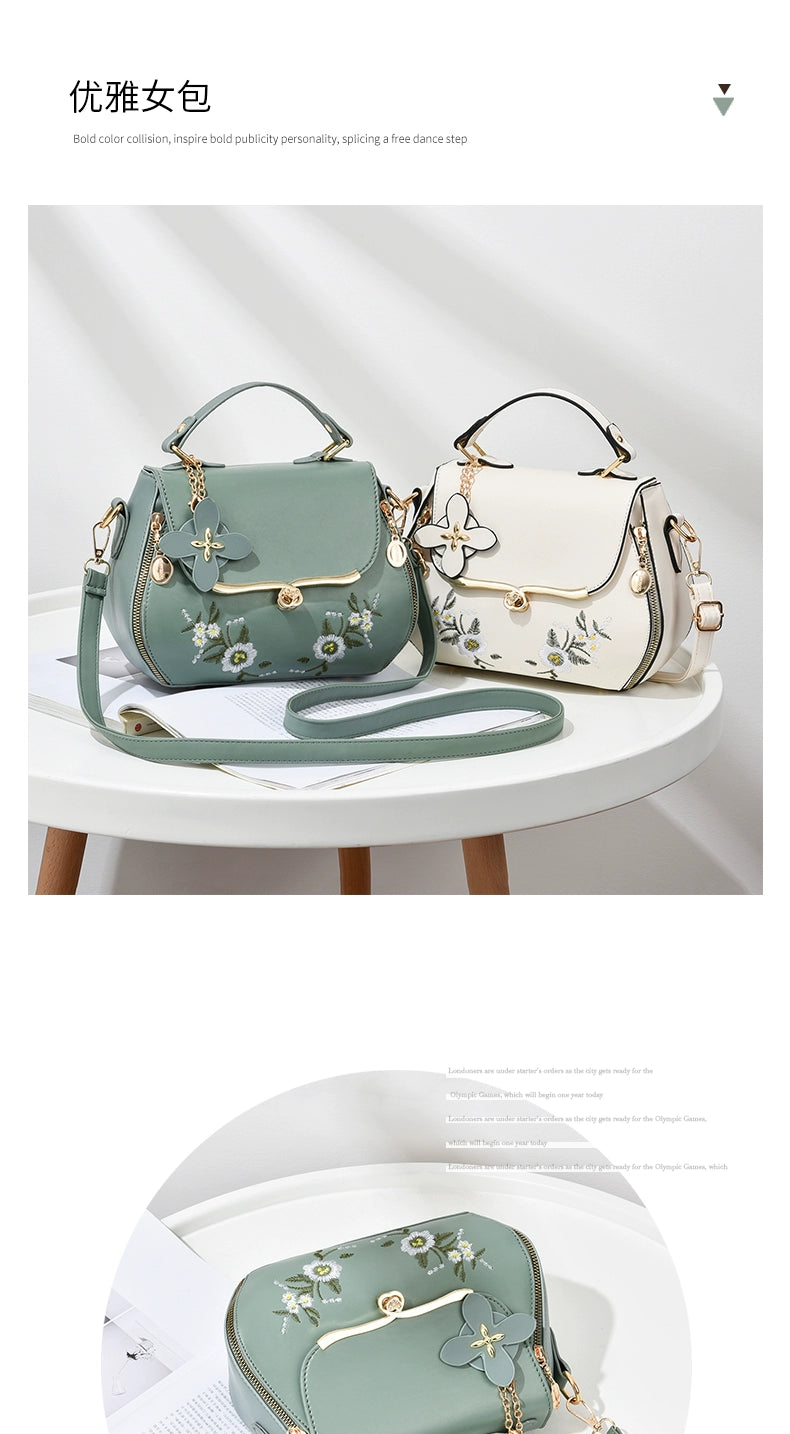 Bag women new Internet celebrity fashion versatile embroidered shoulder messenger handbag casual trend small square bag
