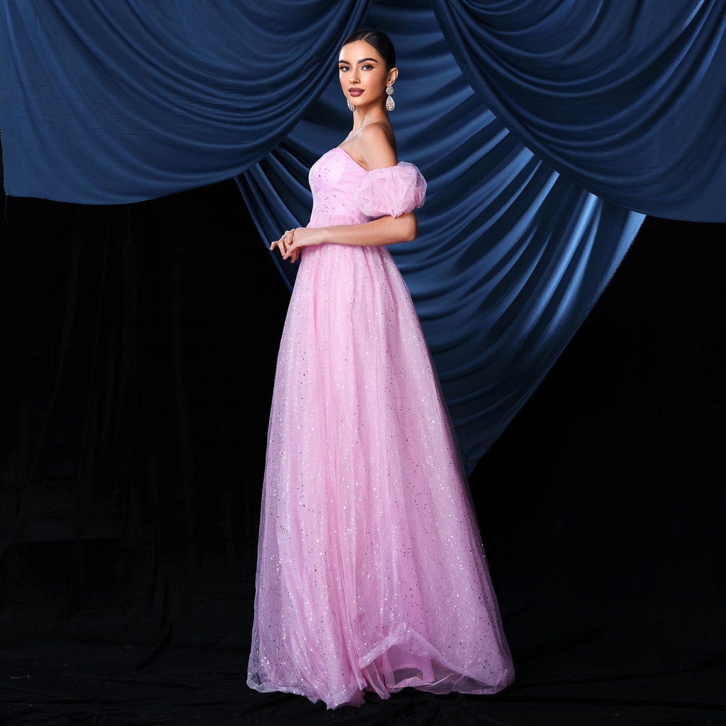 2025 short-sleeved temperament one-word collar sexy chest wrap long mesh banquet evening dress bridesmaid dress dress