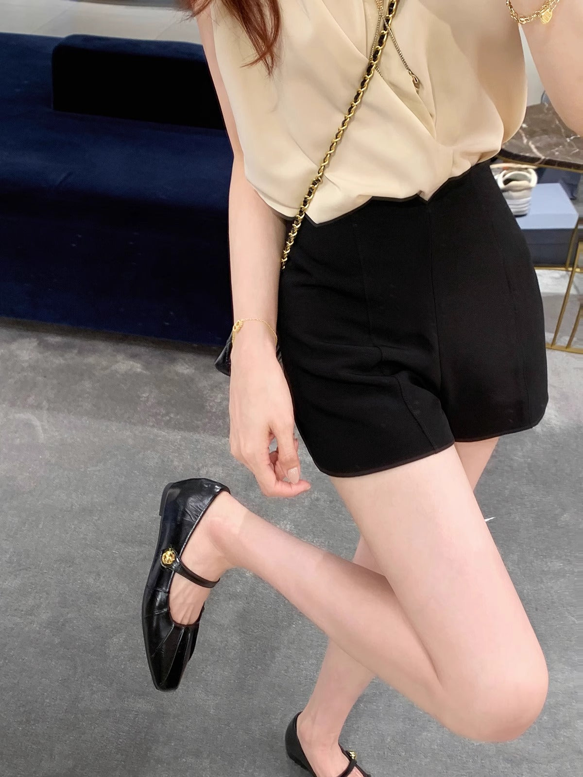 2025 Sheepskin version~ Grape mother has the same temperament, small square head folds, with Mary Jane bag head and half slippers for women's summer