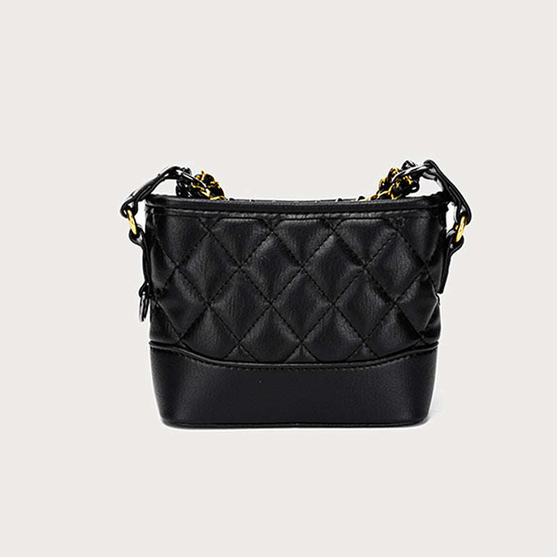 XAKXX 2025 Small bag women's Xiaoxiangfeng girls bag simple black stray chain bag versatile shoulder messenger bag