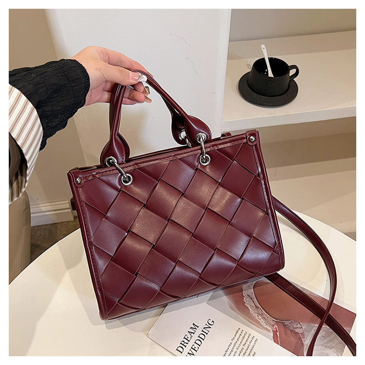 XAKXX 2025 popular spring new fashion small explosion texture woven portable tote bag commuter versatile shoulder messenger bag bag