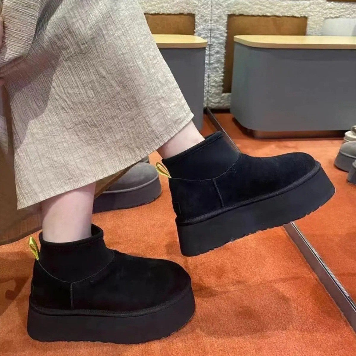 2025 popular new boots women's winter thick-soled heightening snow boots piled thickened cotton shoes short boots