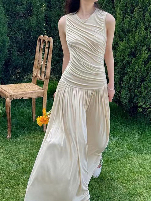 2025 solid color vest pleated dress women's summer popular new slim-fitting sleeveless high-end casual long skirt