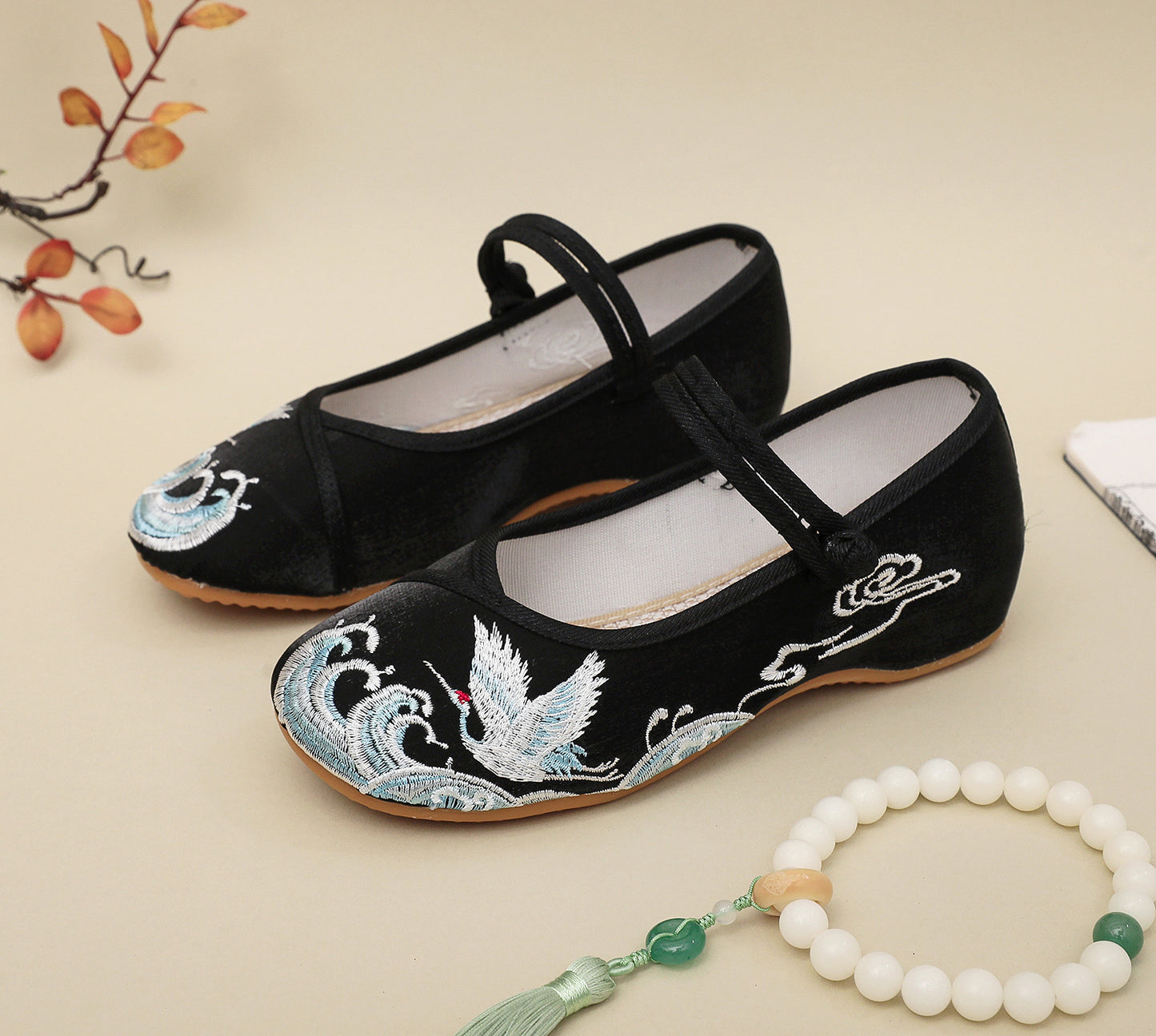 xakxx Chinese Style Old Beijing Mom Retro Han Chinese Clothing Shoes Embroidered Cotton Shoes Women's Student Shoes Square Dance Shoes