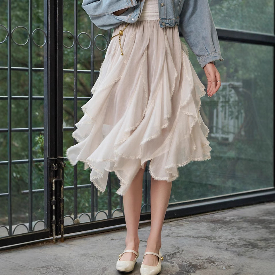 2025 Popularan high-end spring and summer new thin irregular ruffle edge splicing white lace skirt women's yarn skirt