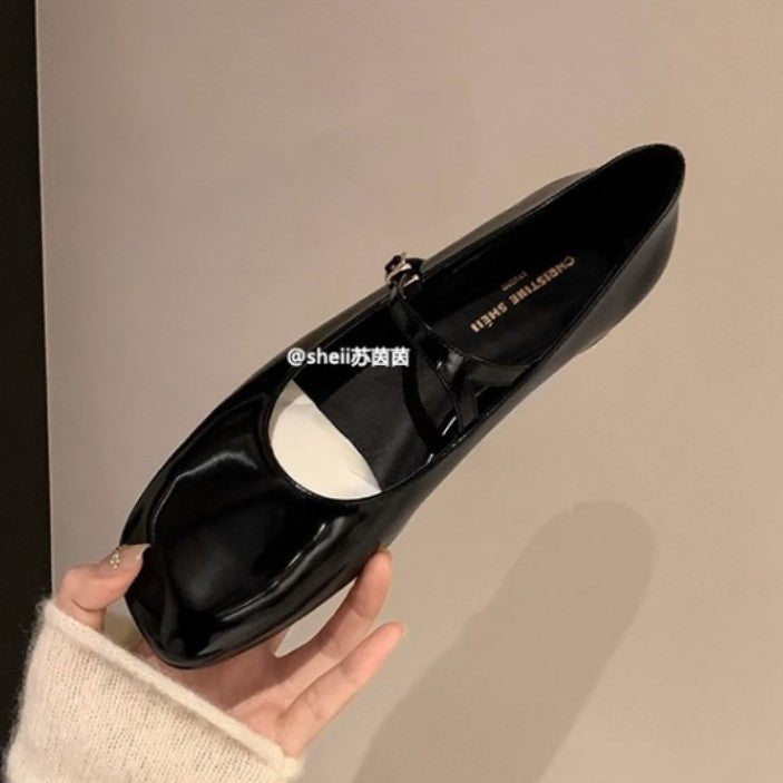2025 Cowhide version~ New British style versatile patent leather buckle with thick heel Mary Jane women's shoes commuter shoes OL