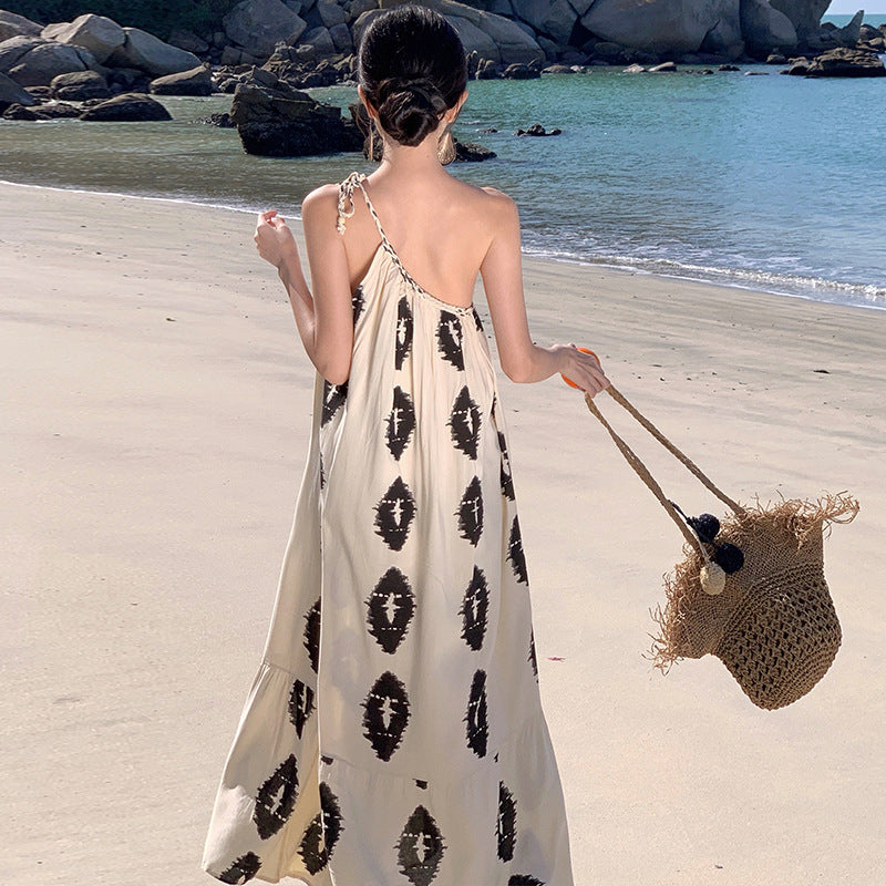 2025 unique dress super beautiful retro printing slanted shoulder loose suspender dress seaside photo clothes super fairy