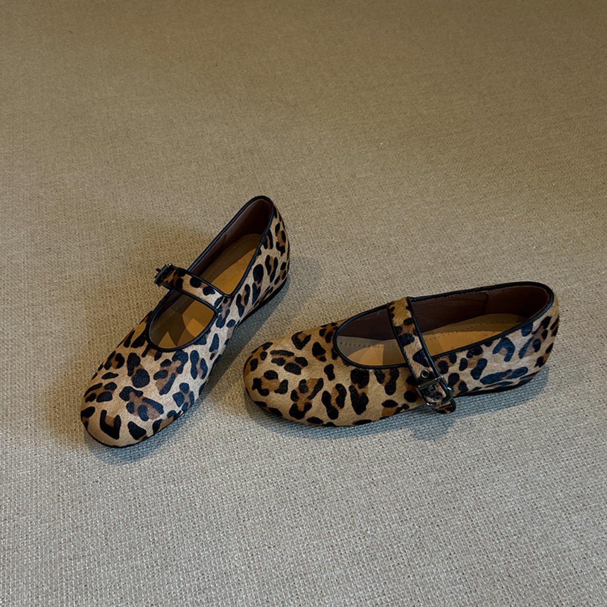 2025 Sheepskin version~ 2025 new niche leopard print one-word with shallow mouth single shoes women's flat Mary Jane women's shoes
