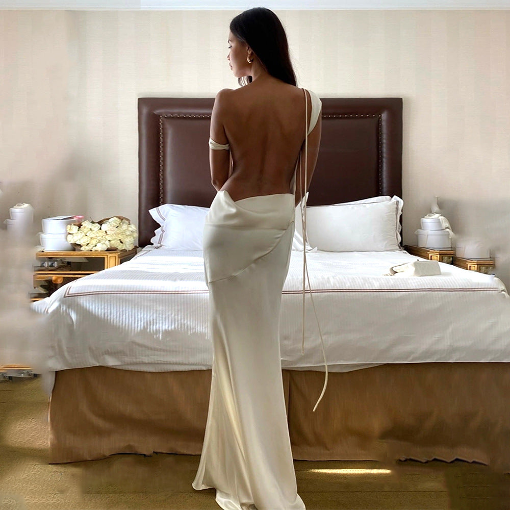 2025 New popular new women's clothing sexy shoulder sleeveless sexy elegant satin big halter strap dress