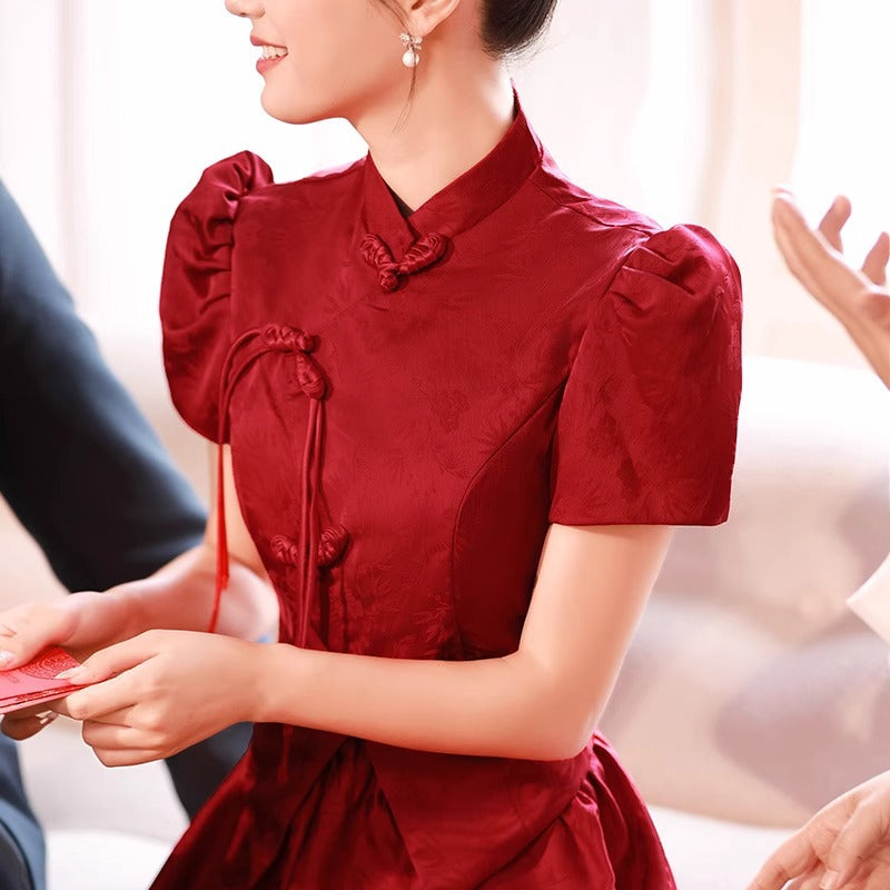 2025 New Chinese toast popular new bridal return dress burgundy engagement dress women's show clothes