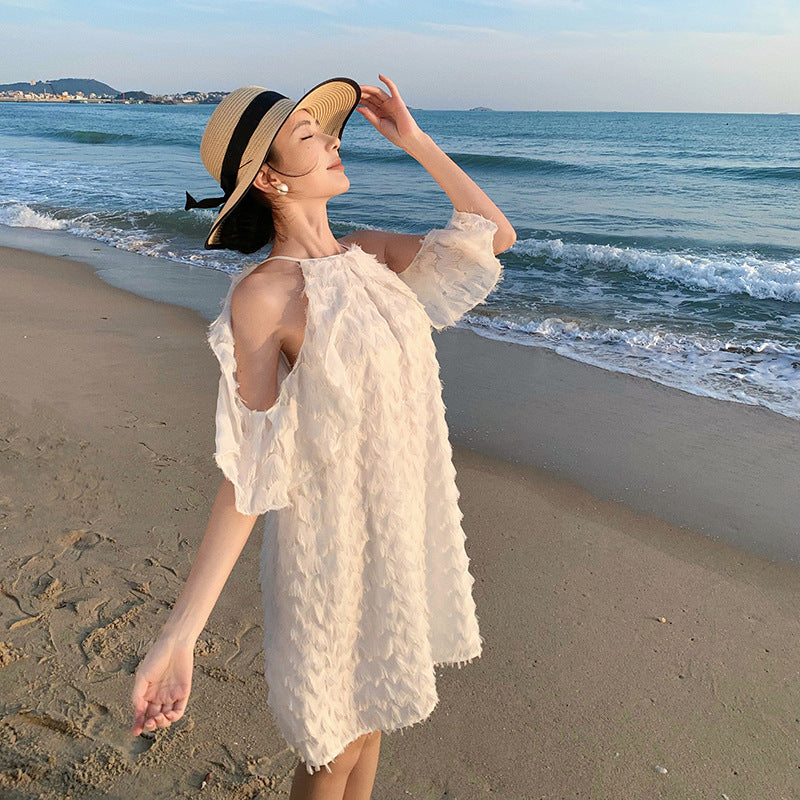 2025 Shoulder skipping fishing dating dress women's summer neck off the shoulder white chiffon short skirt small seaside vacation style