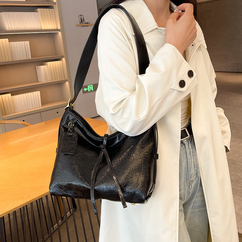 Tote bag popular new soft leather bag retro style handbag large capacity messenger bag casual versatile shoulder bag