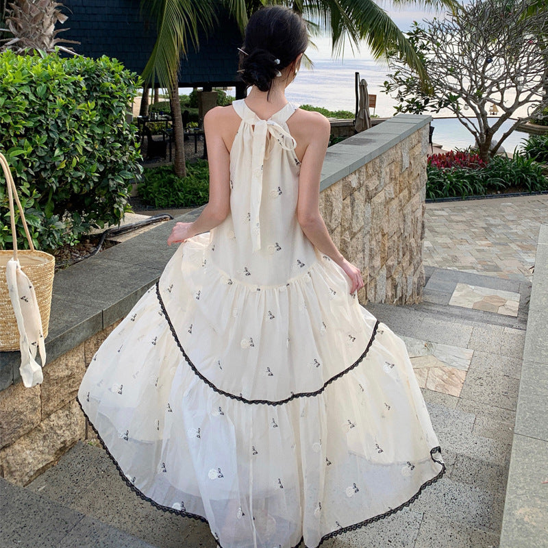 2025 Seaside vacation dress super fairy high sense retro embroidery neck beach dress bow A word pendulum