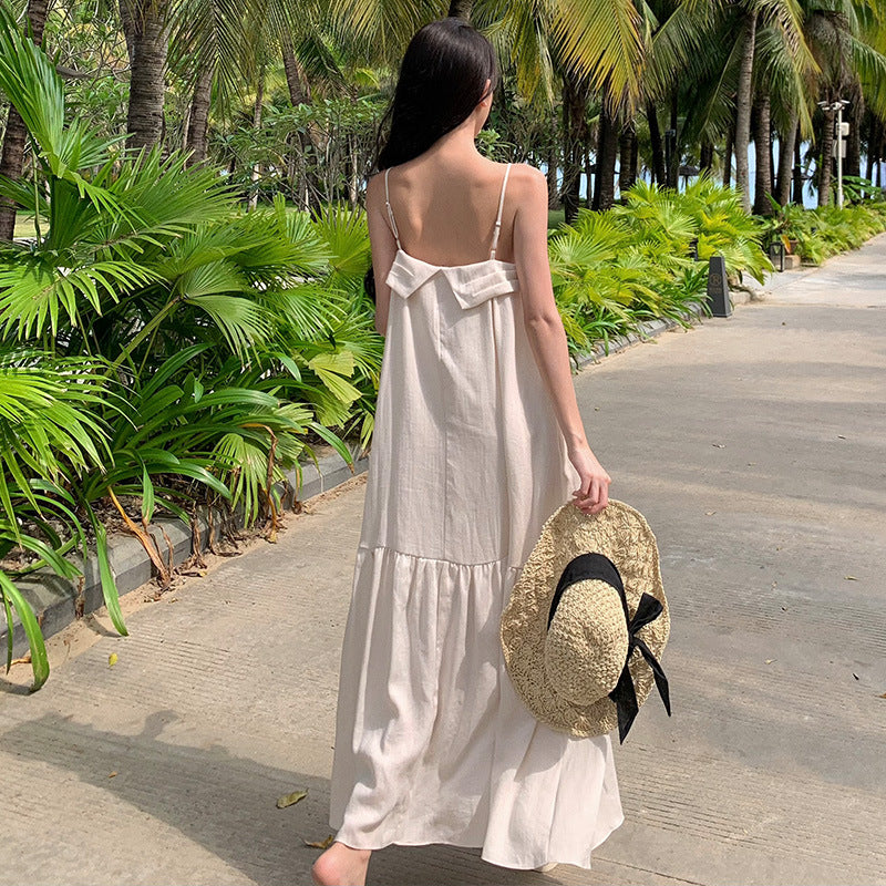 2025 Sanya travel vacation wind sweet beach suspender dress summer new loose and thin three-dimensional flower dress