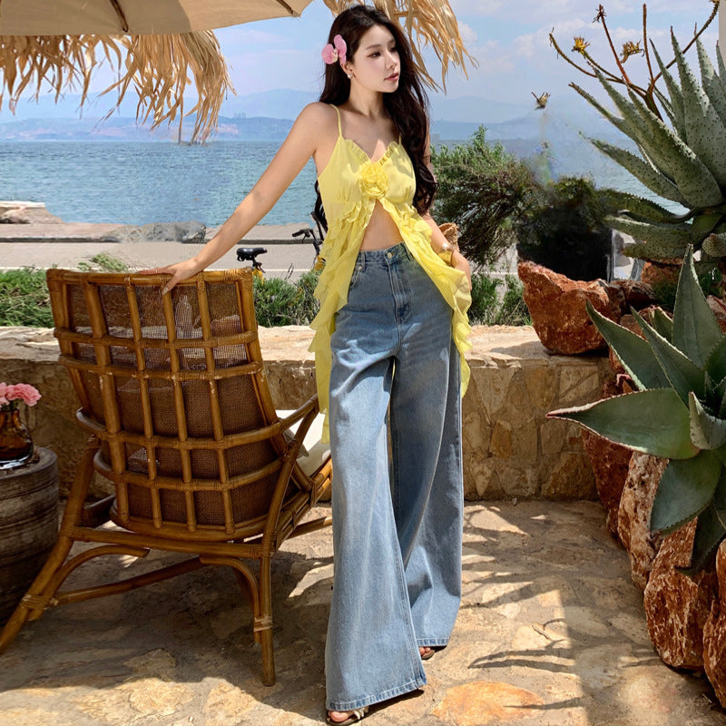 2025 Seaside vacation photo sexy babes yellow fungus edge suspender vest skirt women's design pleated slim top