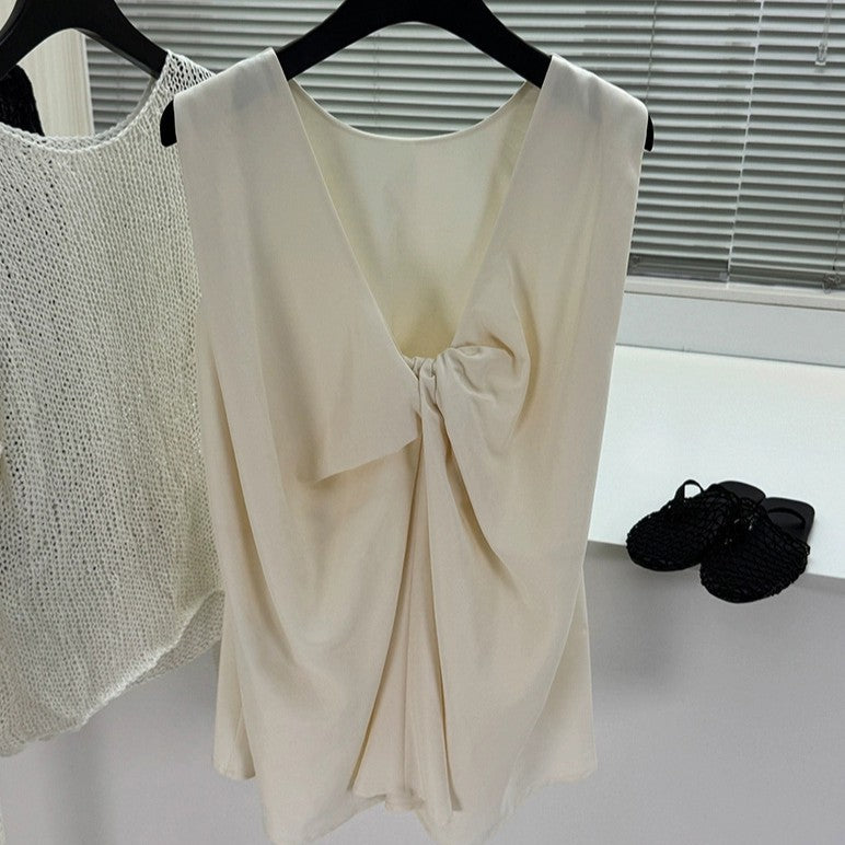 2025 spring and summer, Popular style back V-neck kink, simple and not simple, vertical and loose linen sleeveless vest for women