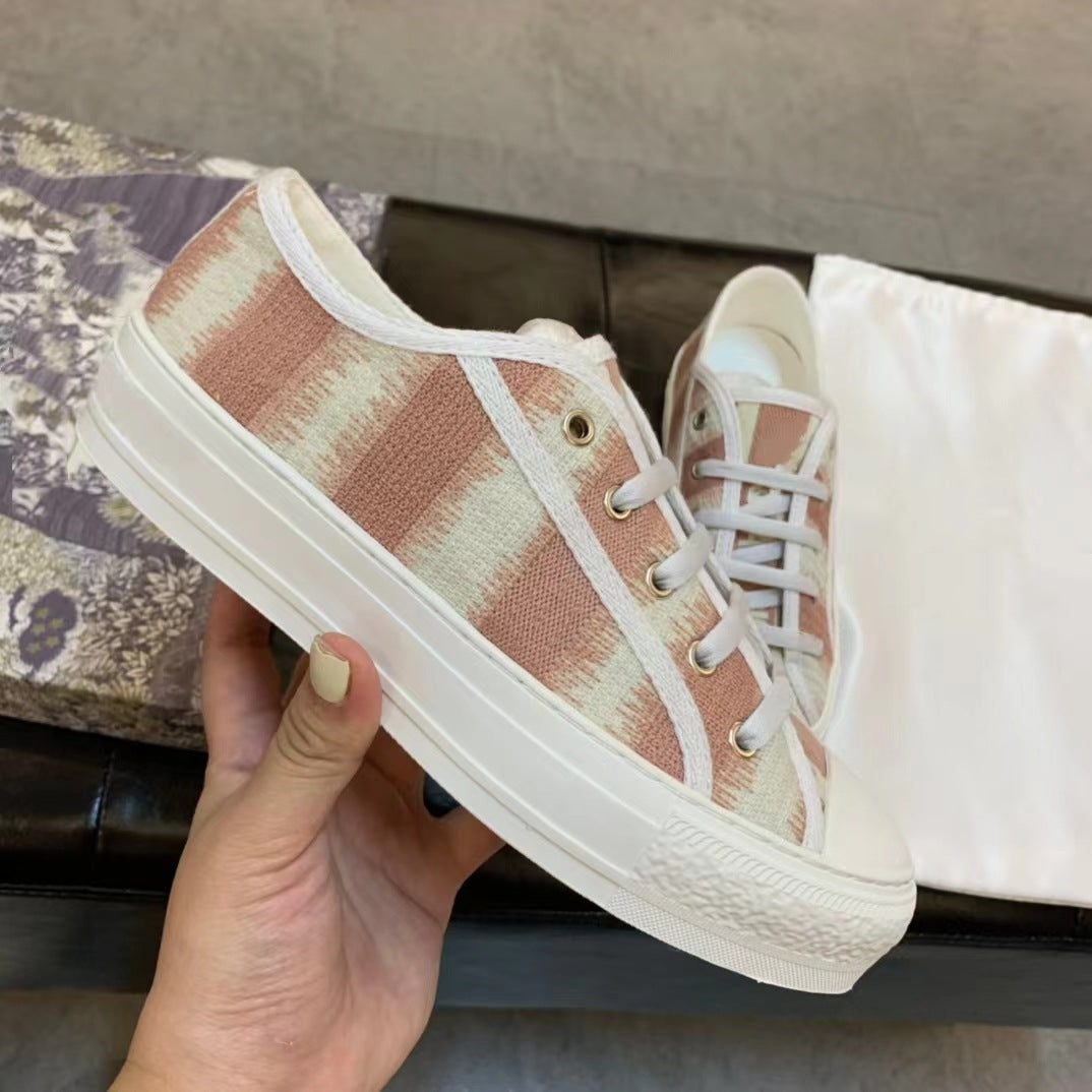xakxx Retro Embroidered Letter Canvas Shoes for Women New Flat Versatile Hidden Heel Lace-up Low-Top Sneakers Casual Shoes