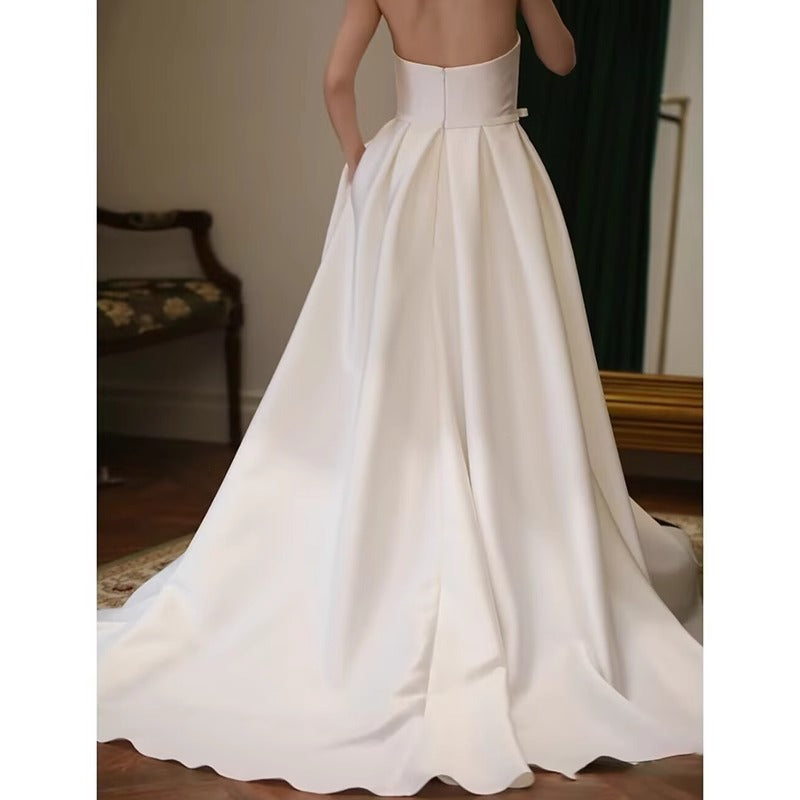 2025 Hepburn light wedding dress, high-end satin retro simple tube top, going out dress, princess on the run welcome dress