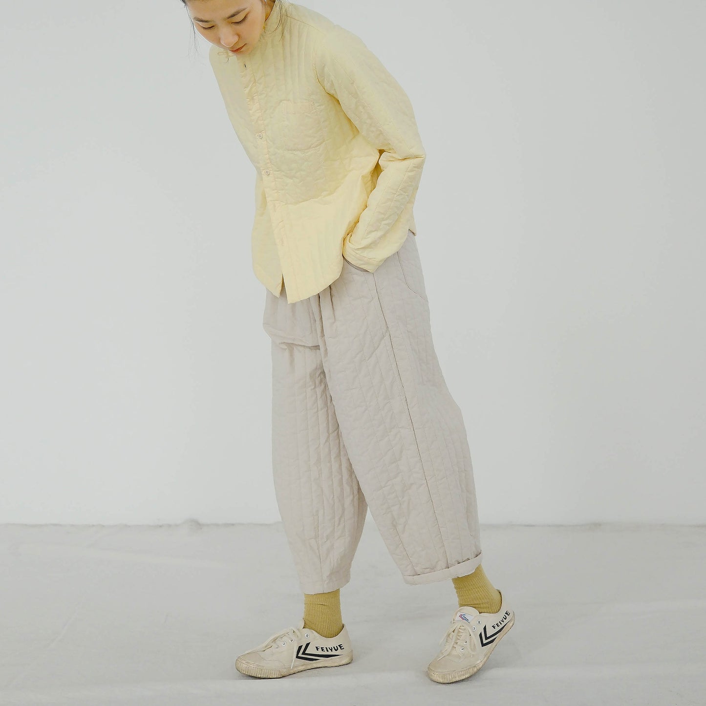 casual and literary thickened quilting cotton nine-point pants, clean and simple striped quilting cotton pants K22377