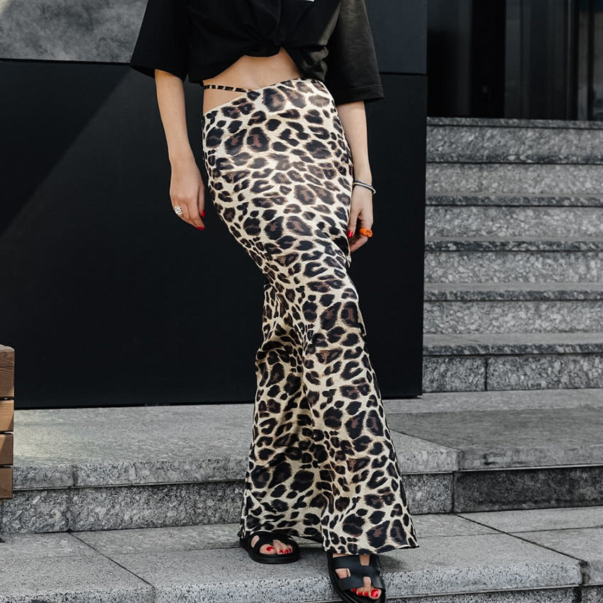 XAKXX Spring and summer new fashion thin bright satin leopard print slim slim skirt 2025 mid-waist strap-up dress