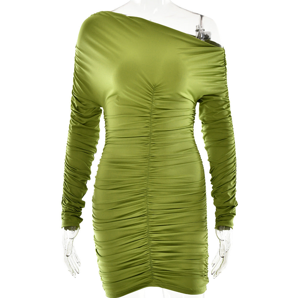 2025 New new women's clothing solid color slanted shoulder autumn and winter hip dress long sleeve pleated slim dress