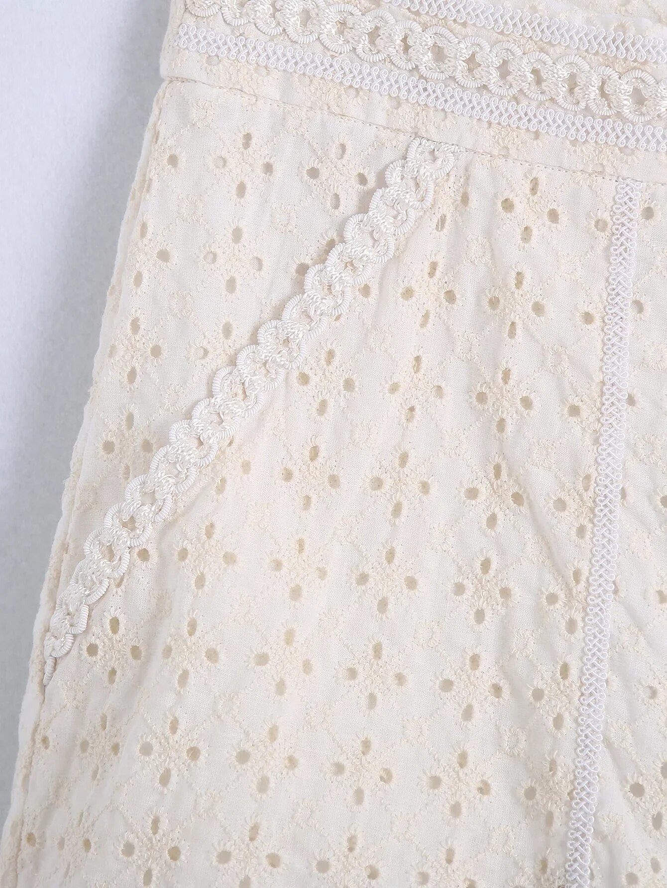 Xakxx - Embriodery Lace Cotton Blouse Shirt Women V Neck Vintage Hollow Out Tops Autumn Winter Casual Office Ladies Blouse Blusa