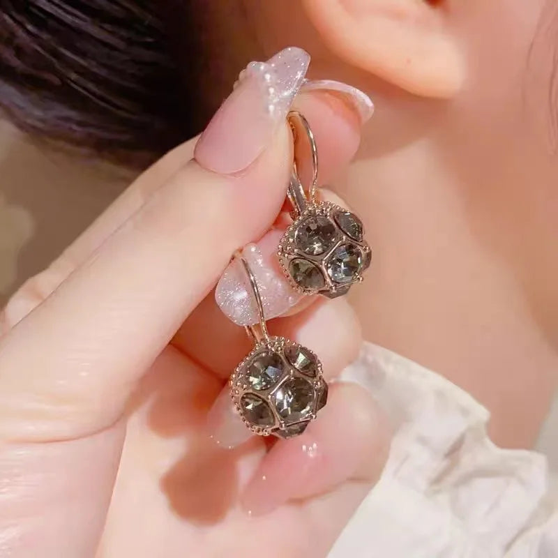 xakxx New Fashion Trend Unique Design Elegant Delicate Geometric Round Earrings For Women Jewelry Wedding Party Premium Gifts