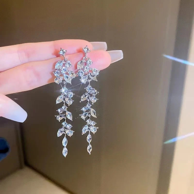 xakxx New Fashion Trend Unique Design Elegant Delicate Geometric Round Earrings For Women Jewelry Wedding Party Premium Gifts
