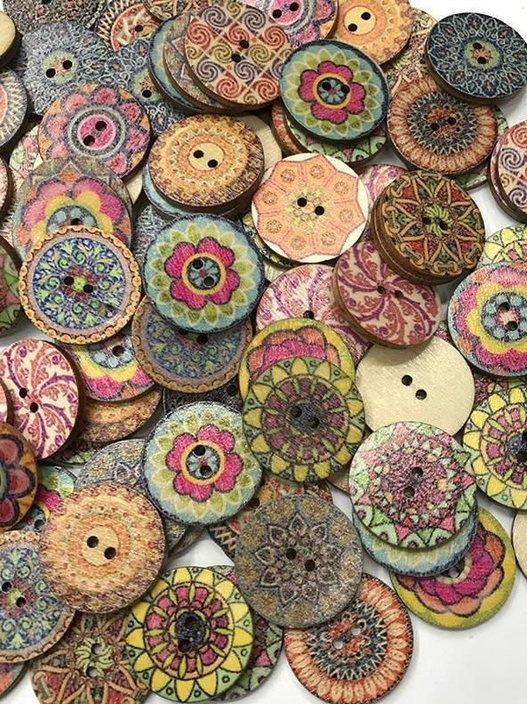 xakxx About 100Pcs Multi-Color Wooden Round Sewing Buttons For DIY Craft Decoration