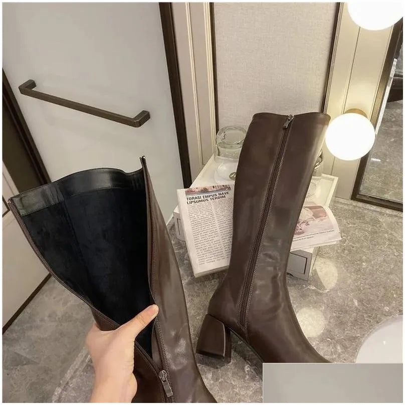 Boots Womens Knee Height 4Cm High Heels Leather Fetish Knight Fashion Low White Autumn High-Quality Shoes 240607 Drop Delivery Accesso Dhx5E