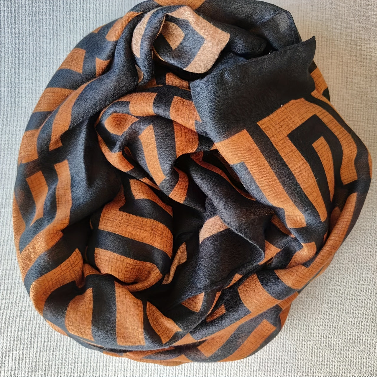 Premium Elegant Trendy Scarf, Summer UV Protection & Winter Warm Scarf, Silky Shawl - Multifunctional