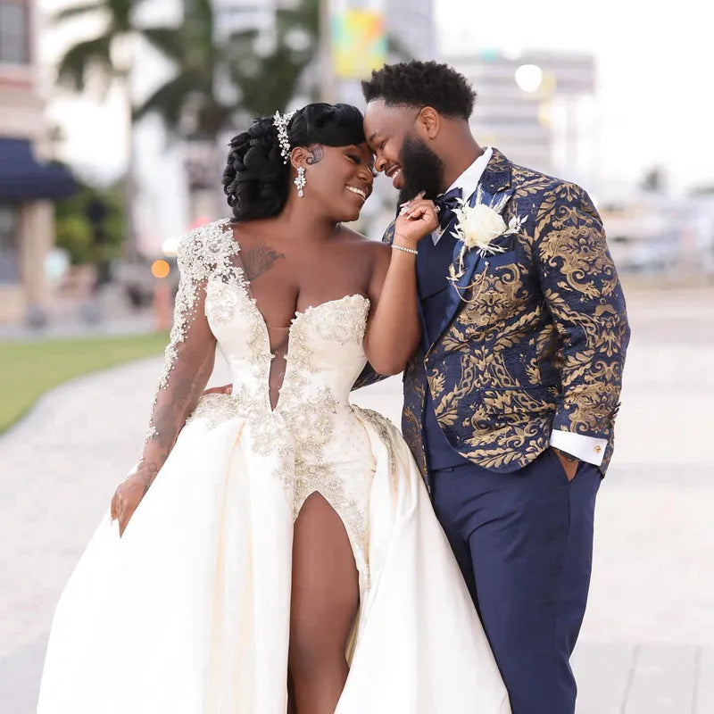 African Nigeria Wedding Dress for Bride Plus Size Bridal Gowns One Shoulder Long Sleeves Side Split Marriage Dress Black Women Appliqued Lace Bridal Gowns D054
