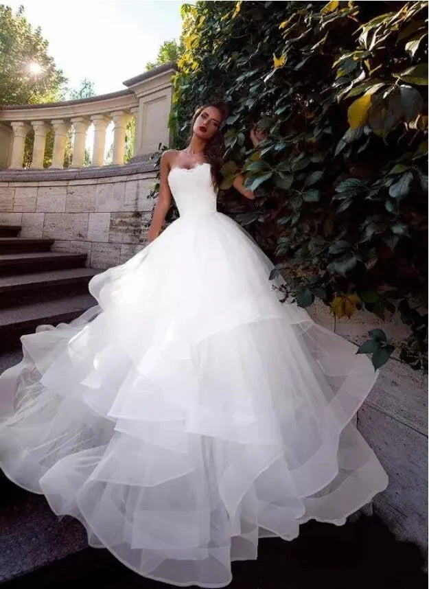 Latest Strapless Ball Gown Wedding Dresses Ruched Tulle Sweep Train Corset Lace-Up Back Simple Bridal Gowns Custom Made Vestidos De Novia