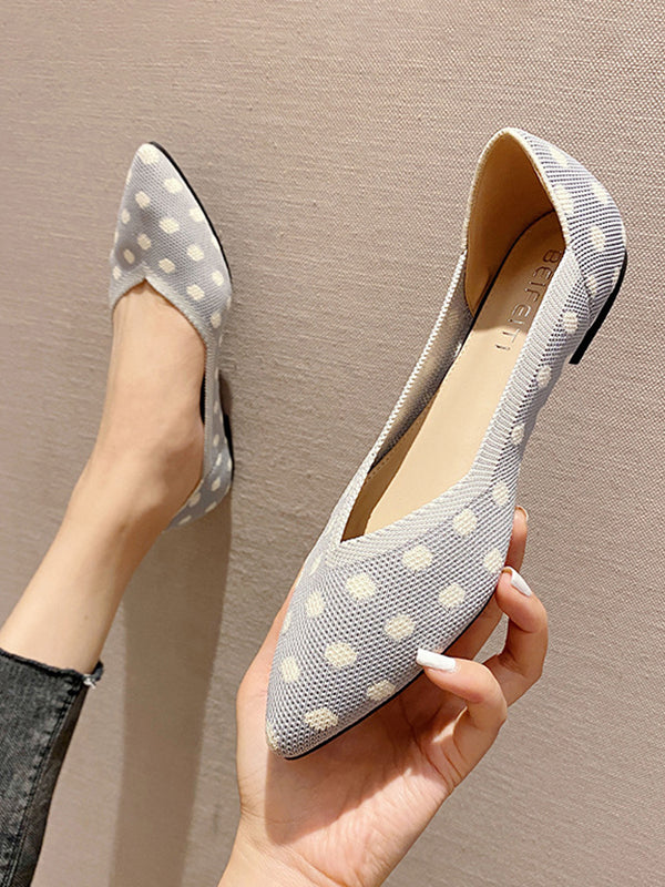 xakxx Contrast Color Pointed-Toe Polka-Dot V-Cut Low Heels Flat Shoes