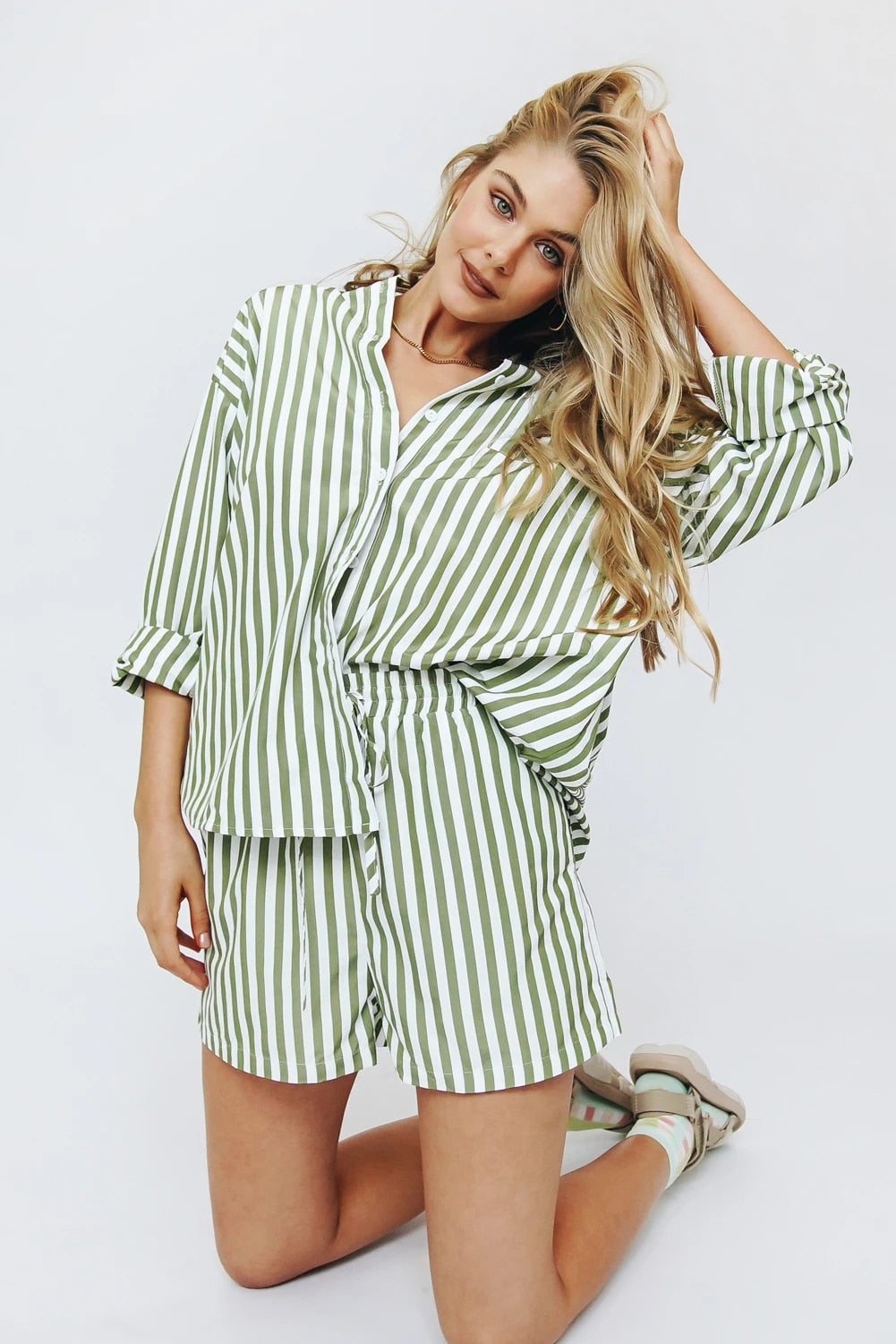 xakxx xakxx Stylish Women's Classic-Fit Long Sleeve Lightweight Button Down Shirt Vertical Stripes Oversize BF Style Top Blouses