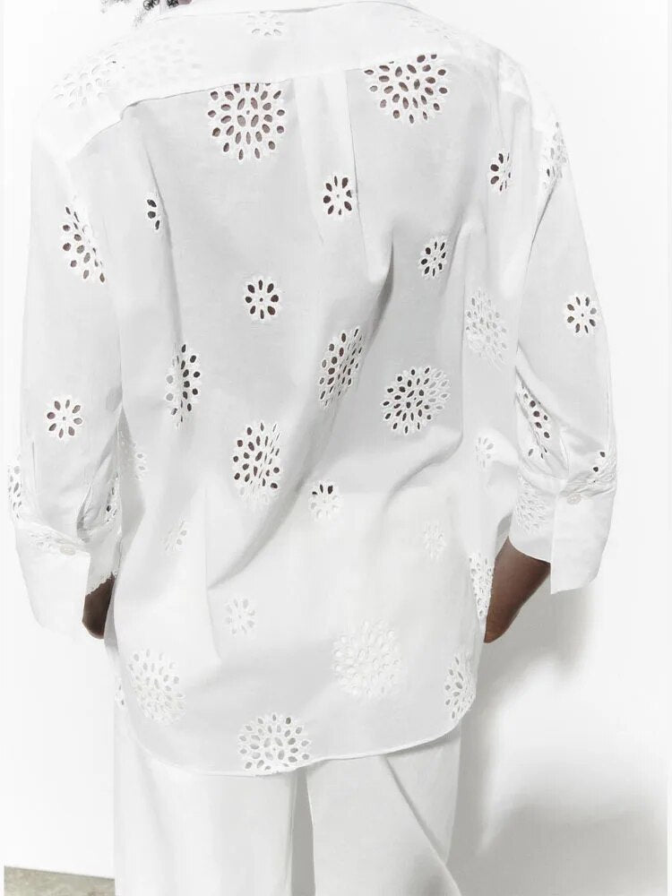 xakxx xakxx- New Women's Side Split Asymmetric Hem Front breasted Closed Cut Out Embroidery Shirt