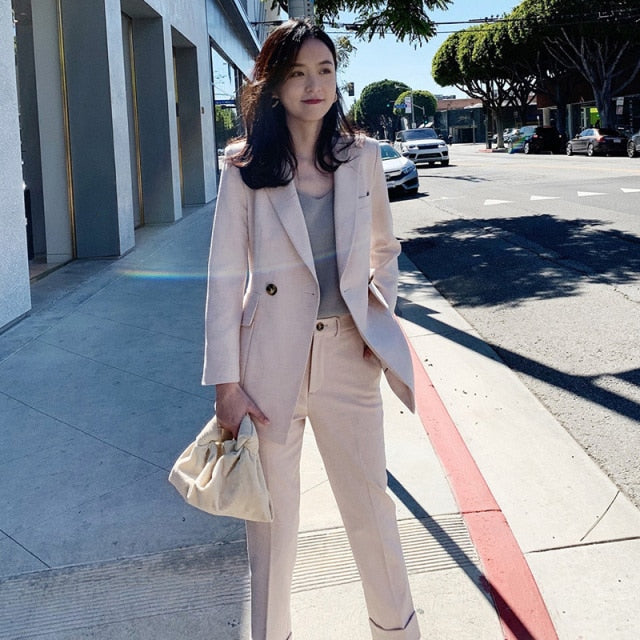 Fashion Double Breasted Women Pant Suit Notched Blazer Jacket & High Waist Pant Female Blazer Set Office Wear Women Suits