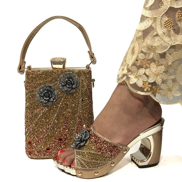 xakxx New Arrival Fashionable Italian Shoes and Bag Sets Silver Color Women's Shoes with Appliques for African lady Sandals