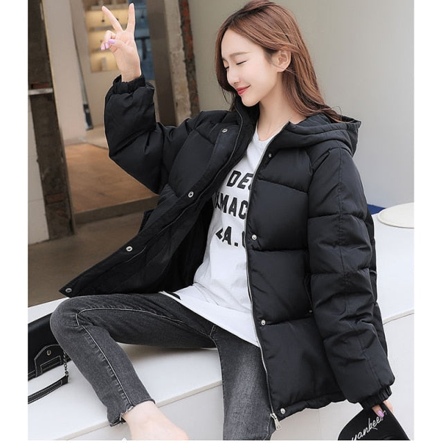 New Short Winter Jacket Women Oversize Parka Coat Warm Thick Cotton Coat Loose Hooded Padded Women Winter Jacket